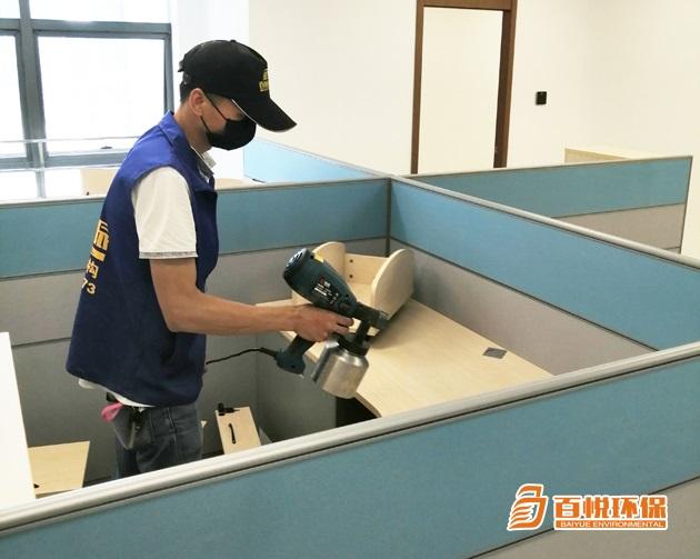 百悅環(huán)保推薦：汽車車內(nèi)如何除甲醛，甲醛又從哪來？